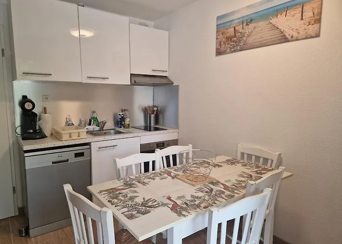 Pour 4 A 6 Personnes Avec Piscine Lejlighed Le Verdon-sur-Mer